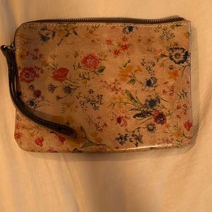 Patricia Nash wristlet